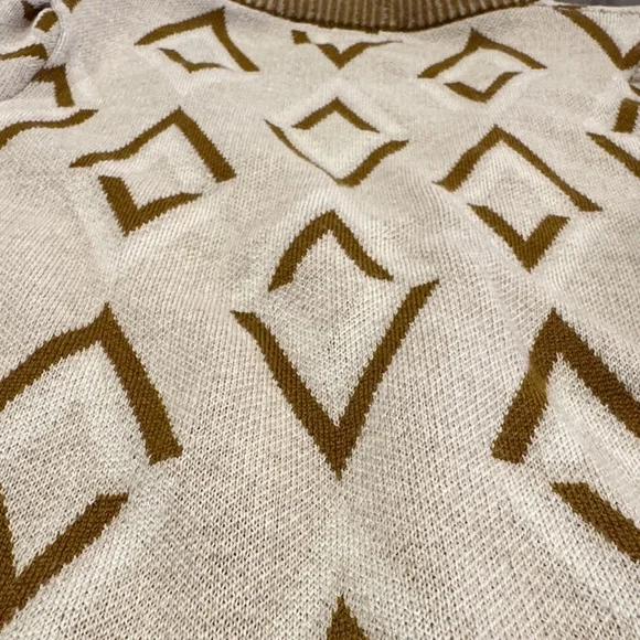 Autumn Adeigbo Tan and Cream Cardigan - Picture 6 of 6